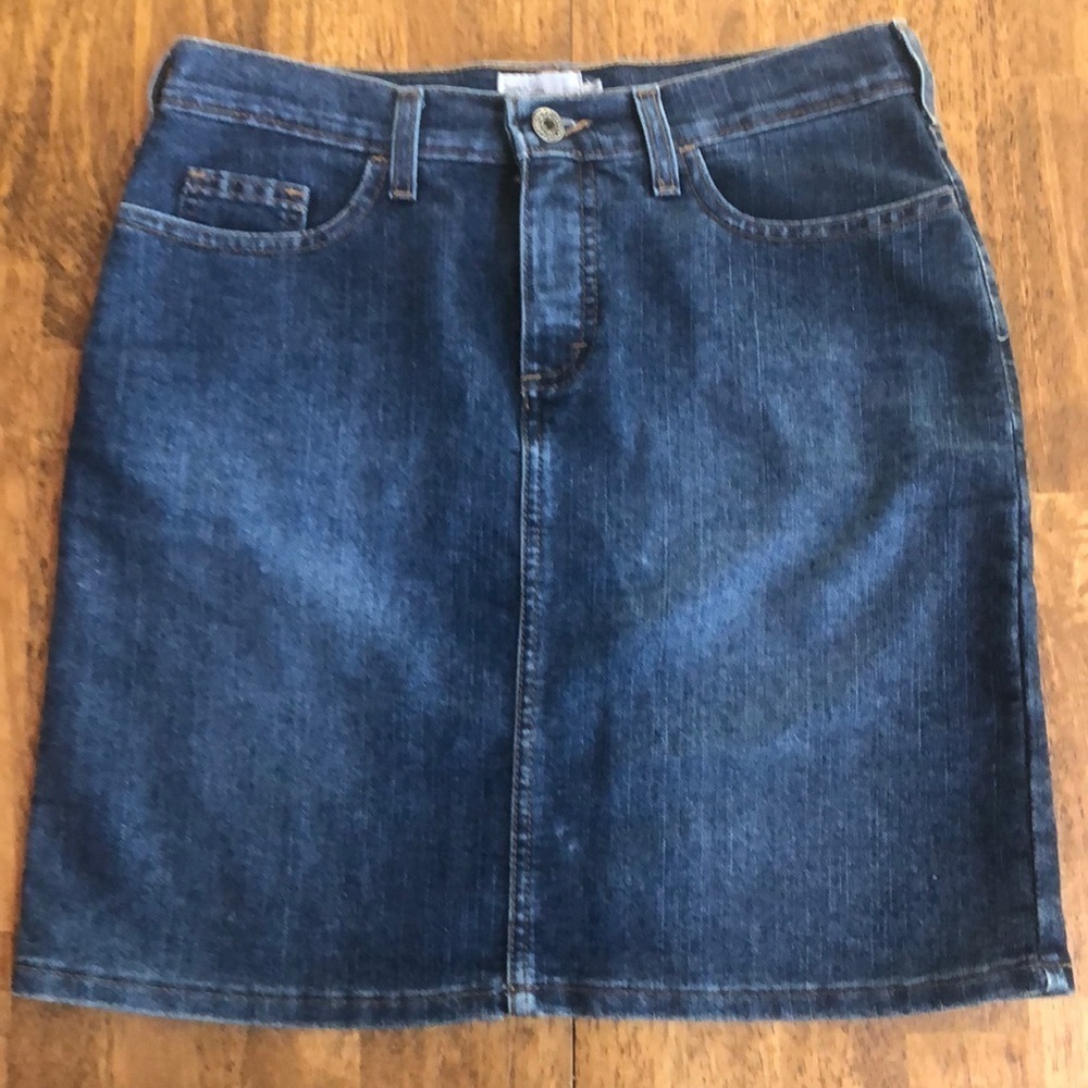 Tommy Hilfiger denim skirt